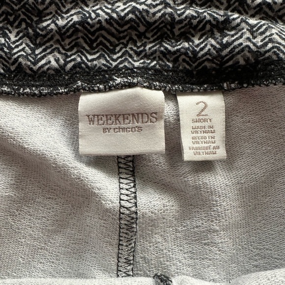 Gray Textured Pants Chicos size 2 - Picture 3 of 4